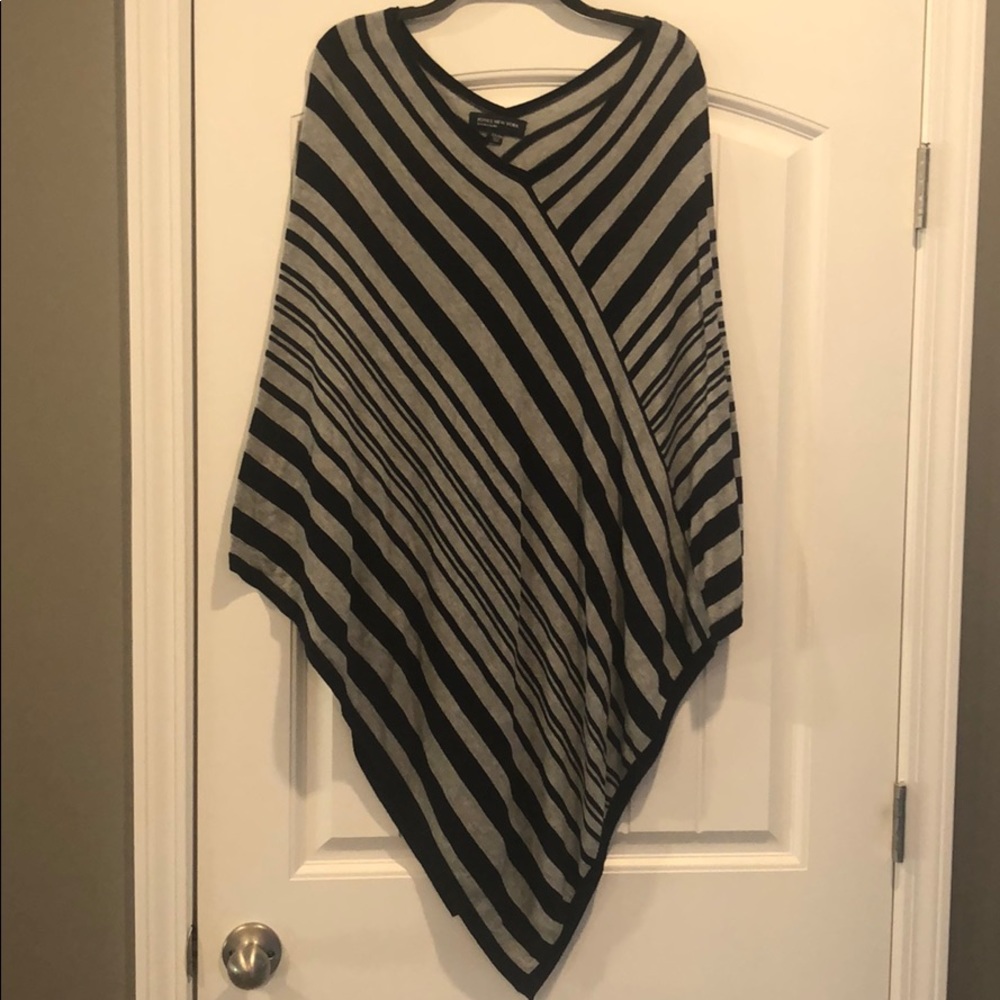 Women’s Jones New York Cape